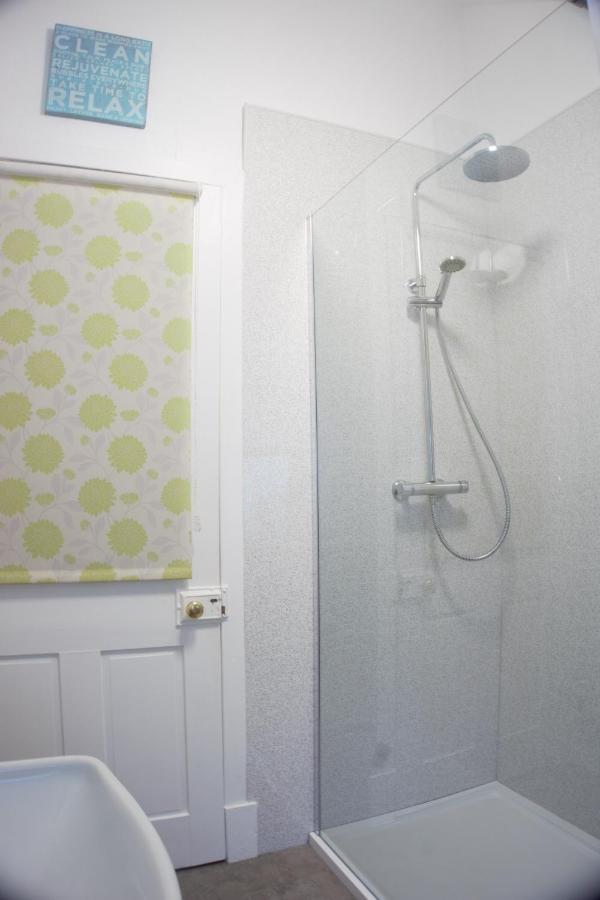 Barns Serviced Accommodation Эр Экстерьер фото