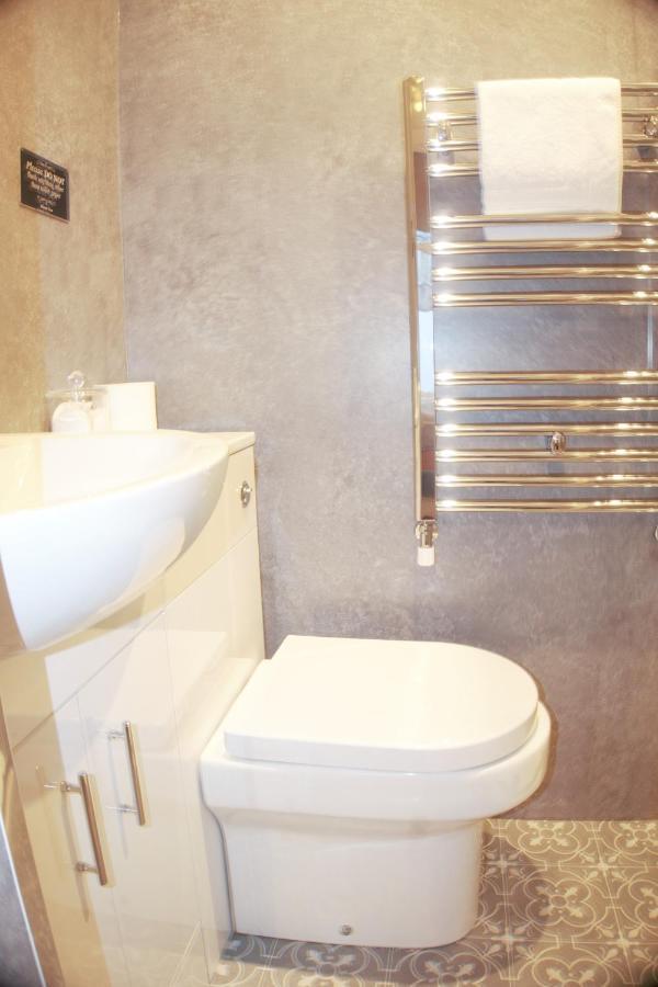 Barns Serviced Accommodation Эр Экстерьер фото