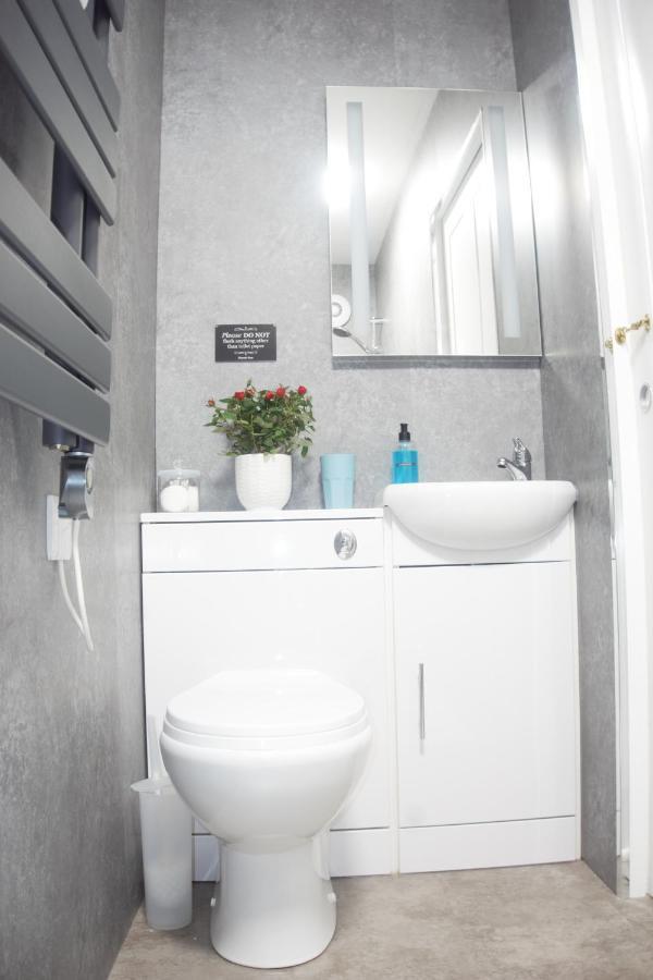 Barns Serviced Accommodation Эр Экстерьер фото
